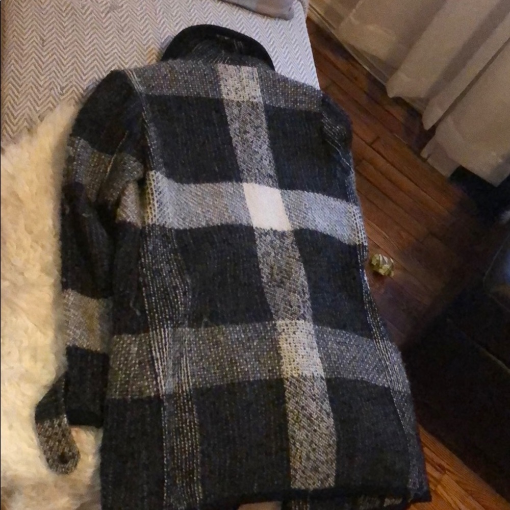 Guess jacket - Picture 4 of 4